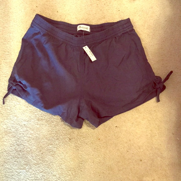 Madewell Pants - Navy Blue Madwell Tied Shorts